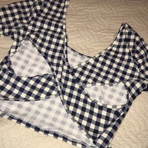 Checkered half sleeve crop top